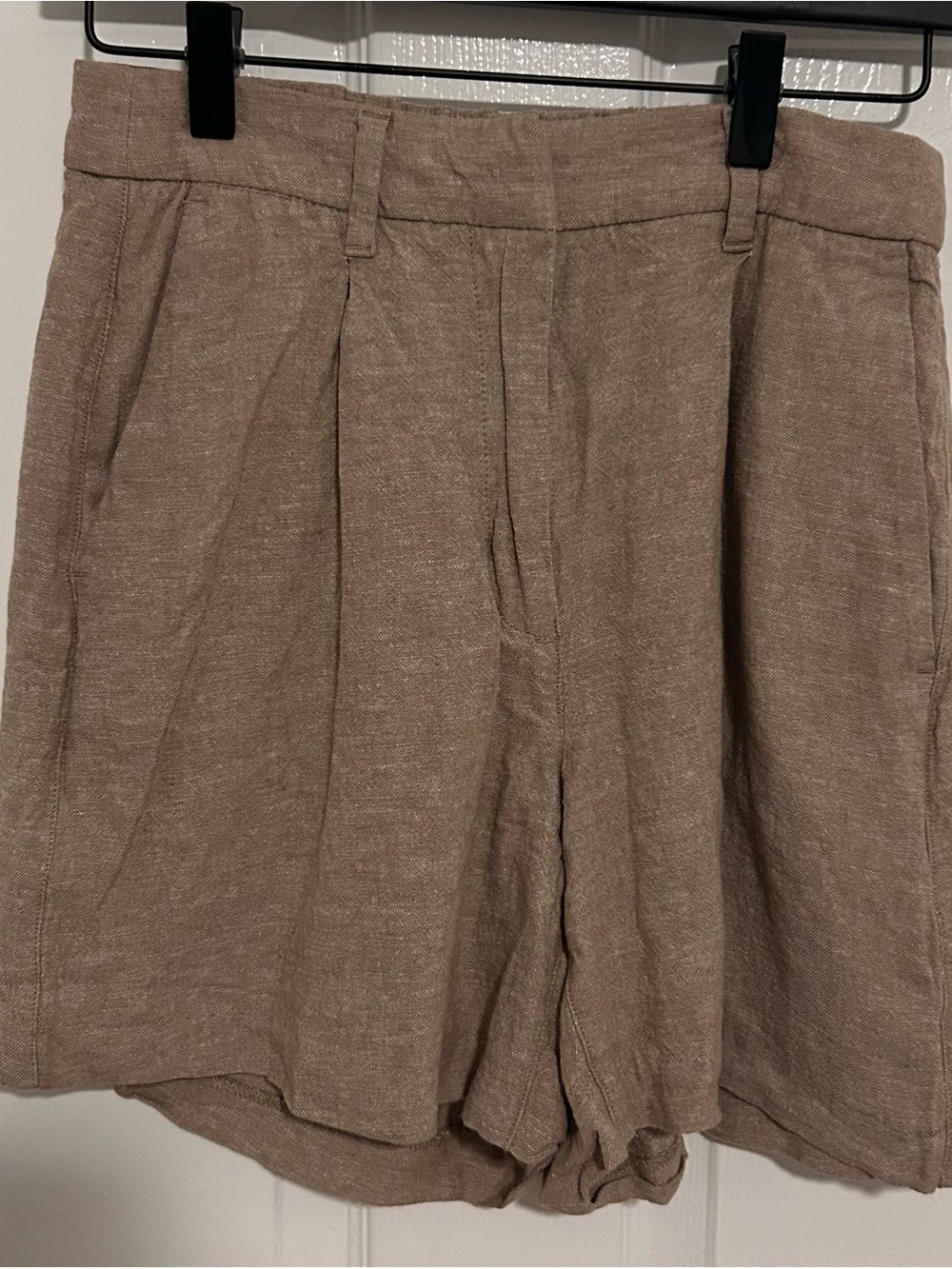 Women’s Linen-Blend Casual Shorts in Taupe
